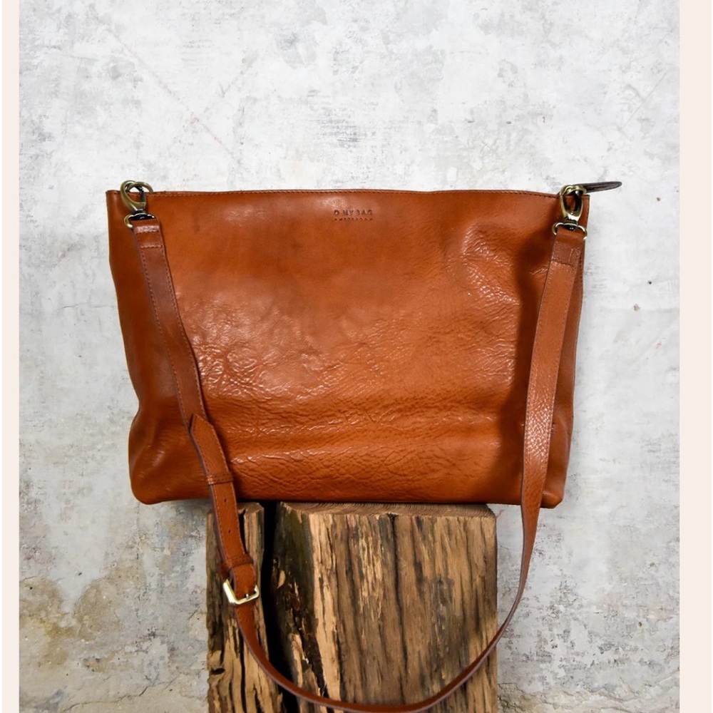 The “Olivia” Brown Leather Shoulder Bag
